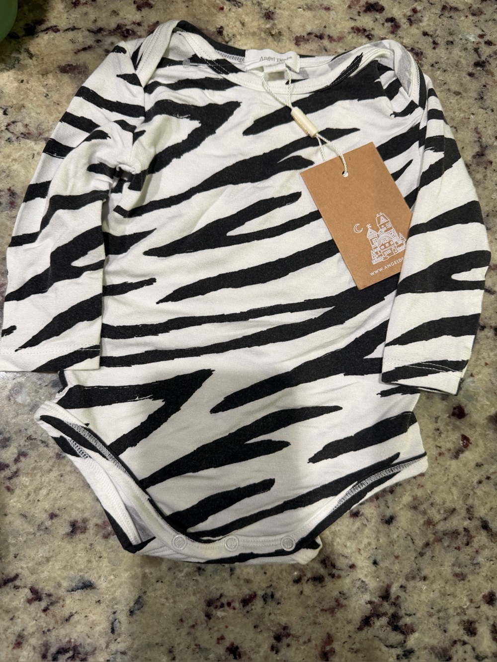Angel dear bodysuit nwt zebra 0-3 months